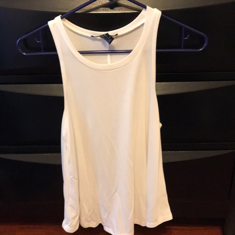 Forever 21 tank